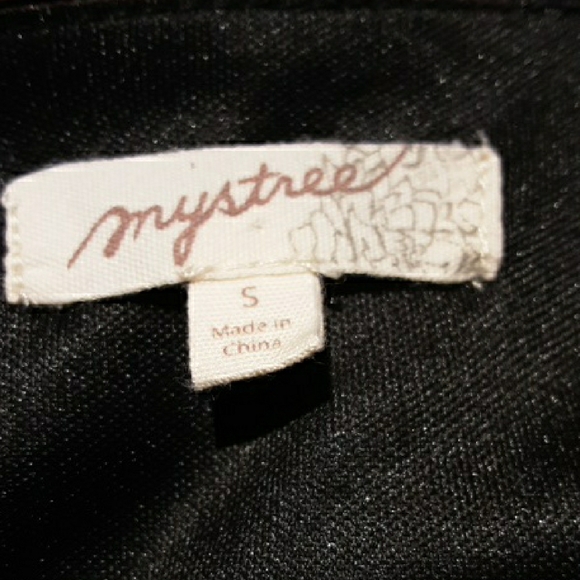 Elegant Floral Midi Dress - Picture 7 of 10